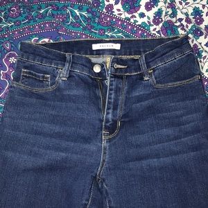 Gently worn high rise pacsun jeggings size 26.